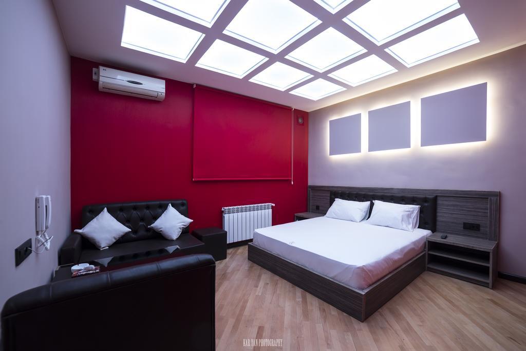 Voyage Hotel Jereván Szoba fotó